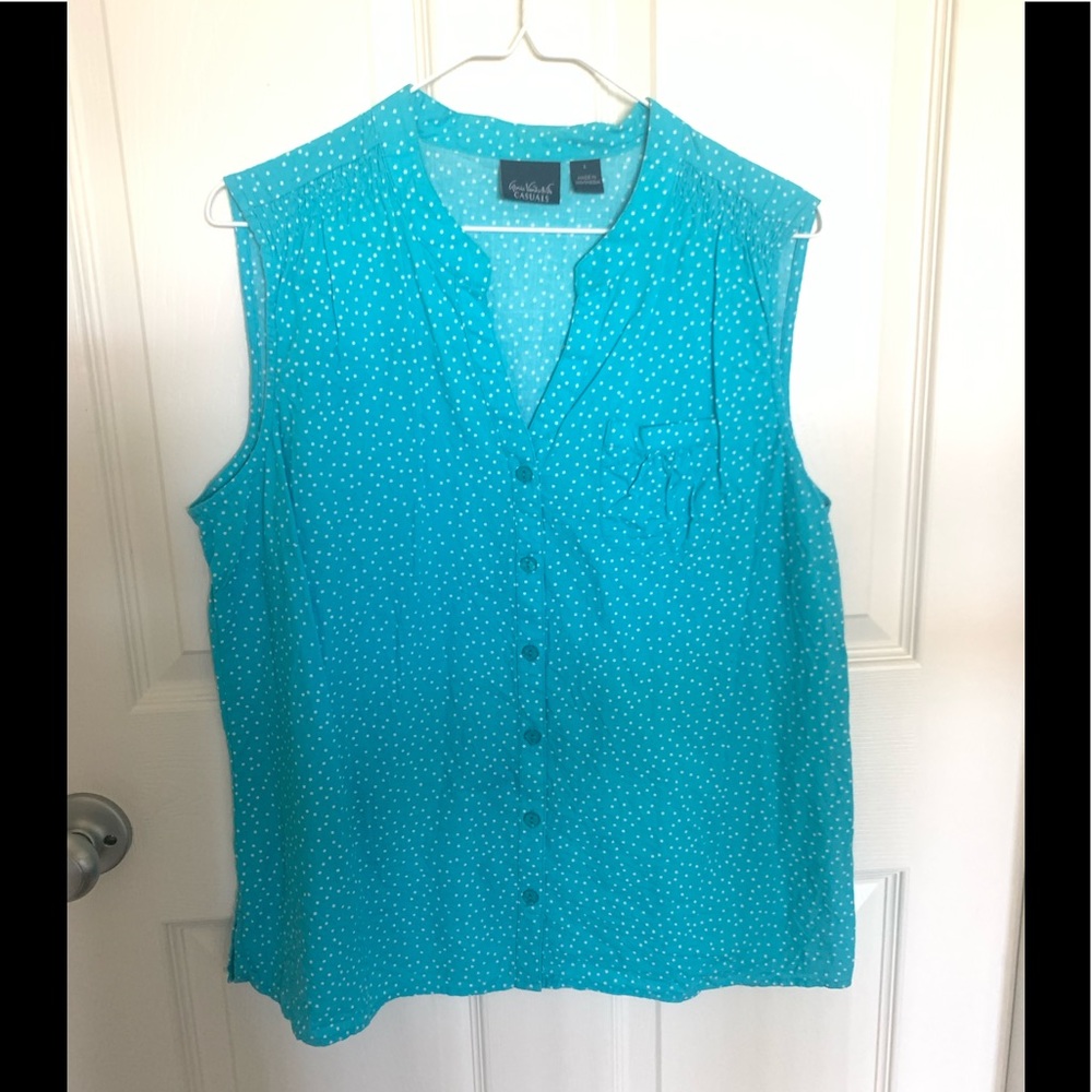 Gloria Vanderbilt blue white polkadot top L